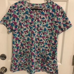 Medium scrub top